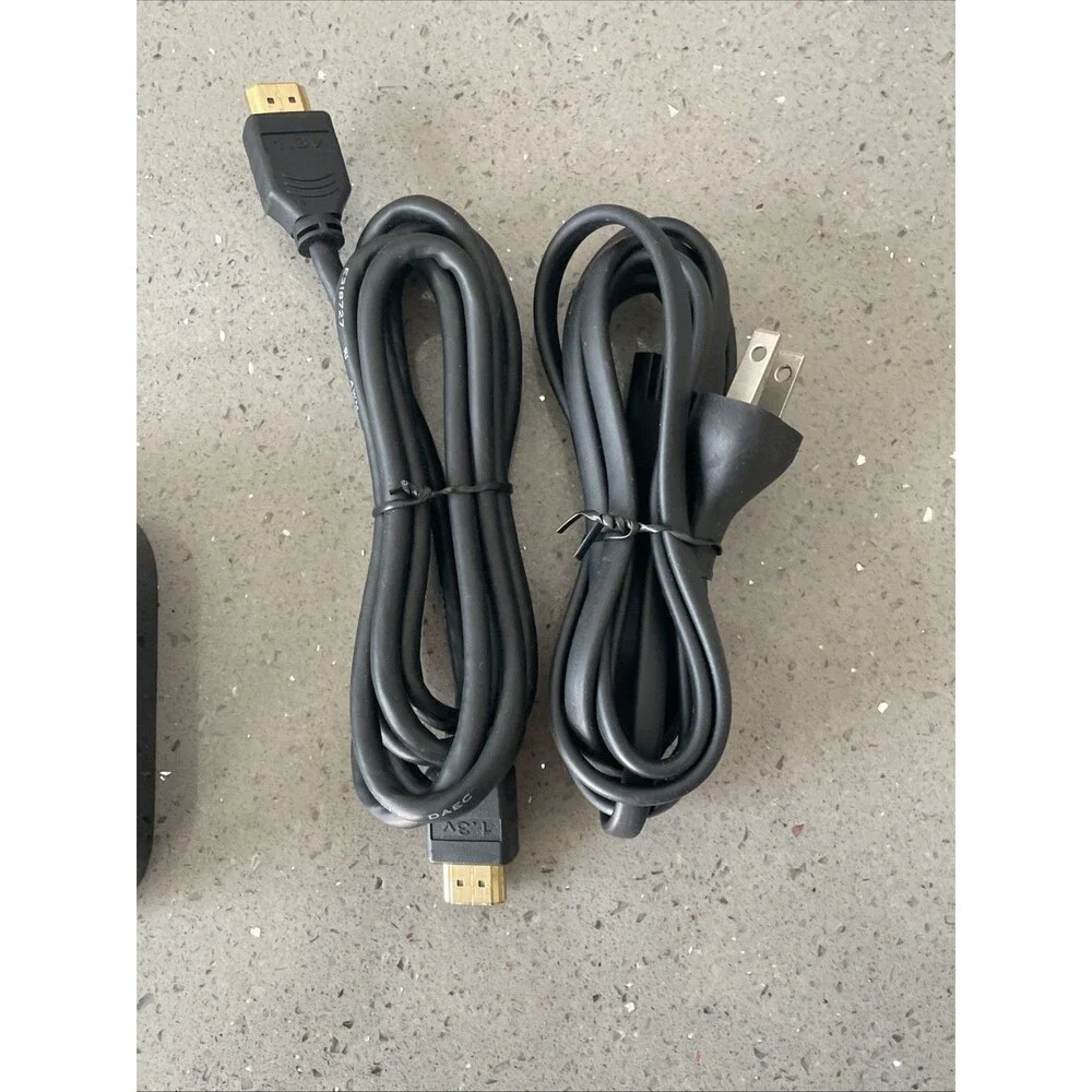 Apple TV A1625 32GB 4th Gen HD Media Streamer Unit Only Tested